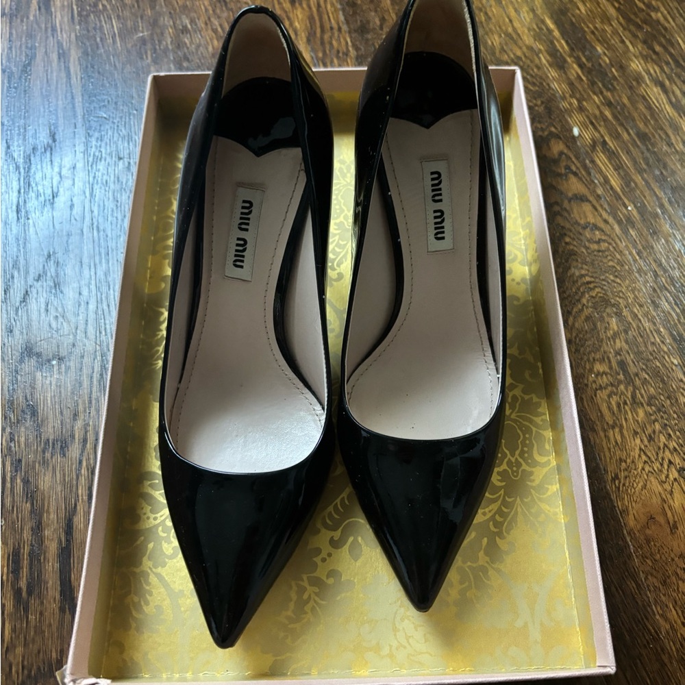 Miu Miu Black Patent Leather Glitter Sole Pumps - 37
